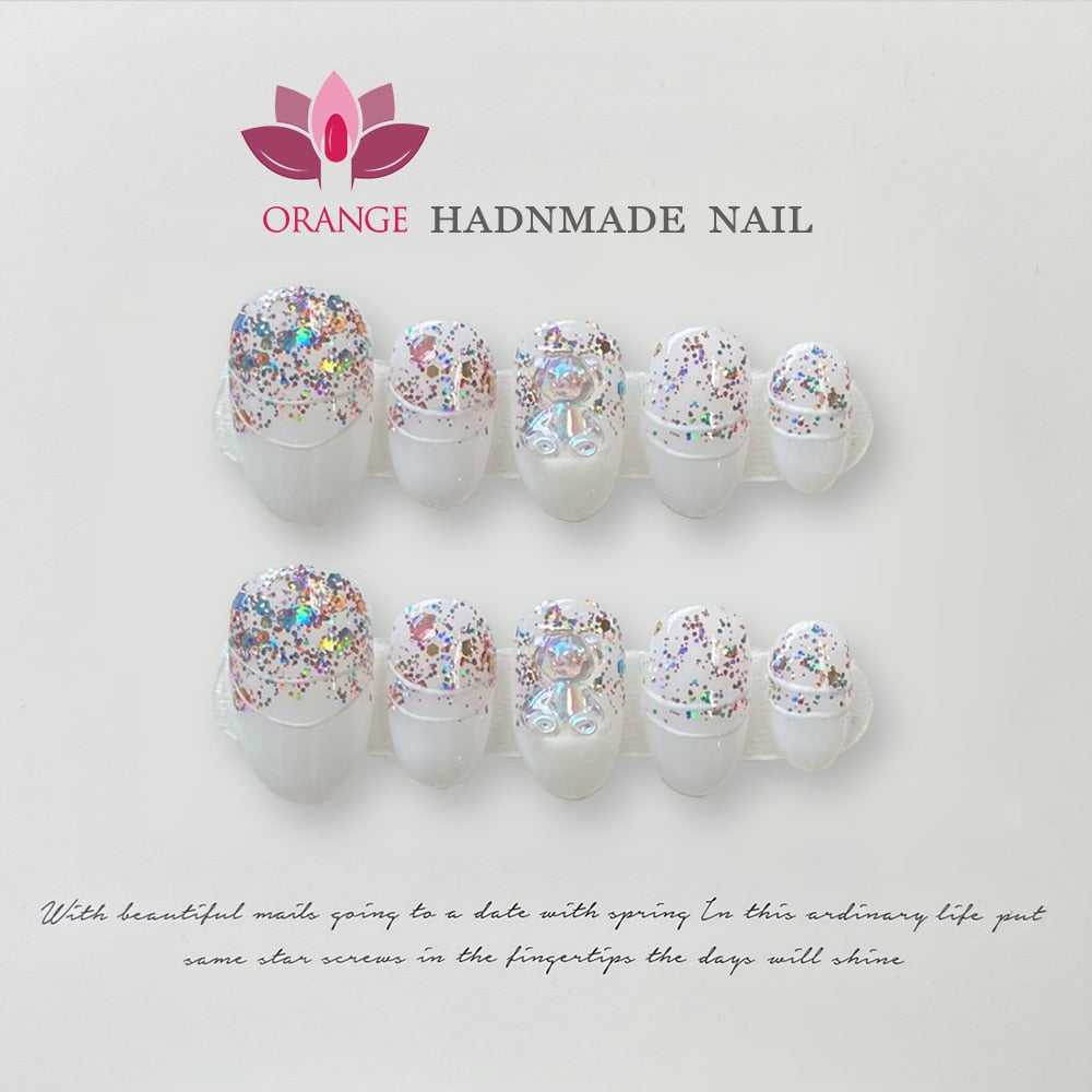 Almond Handmade False Nail With Design Medium Length Heart Design Manicuree Wearable Full Cover Artificial Professional Nail Art